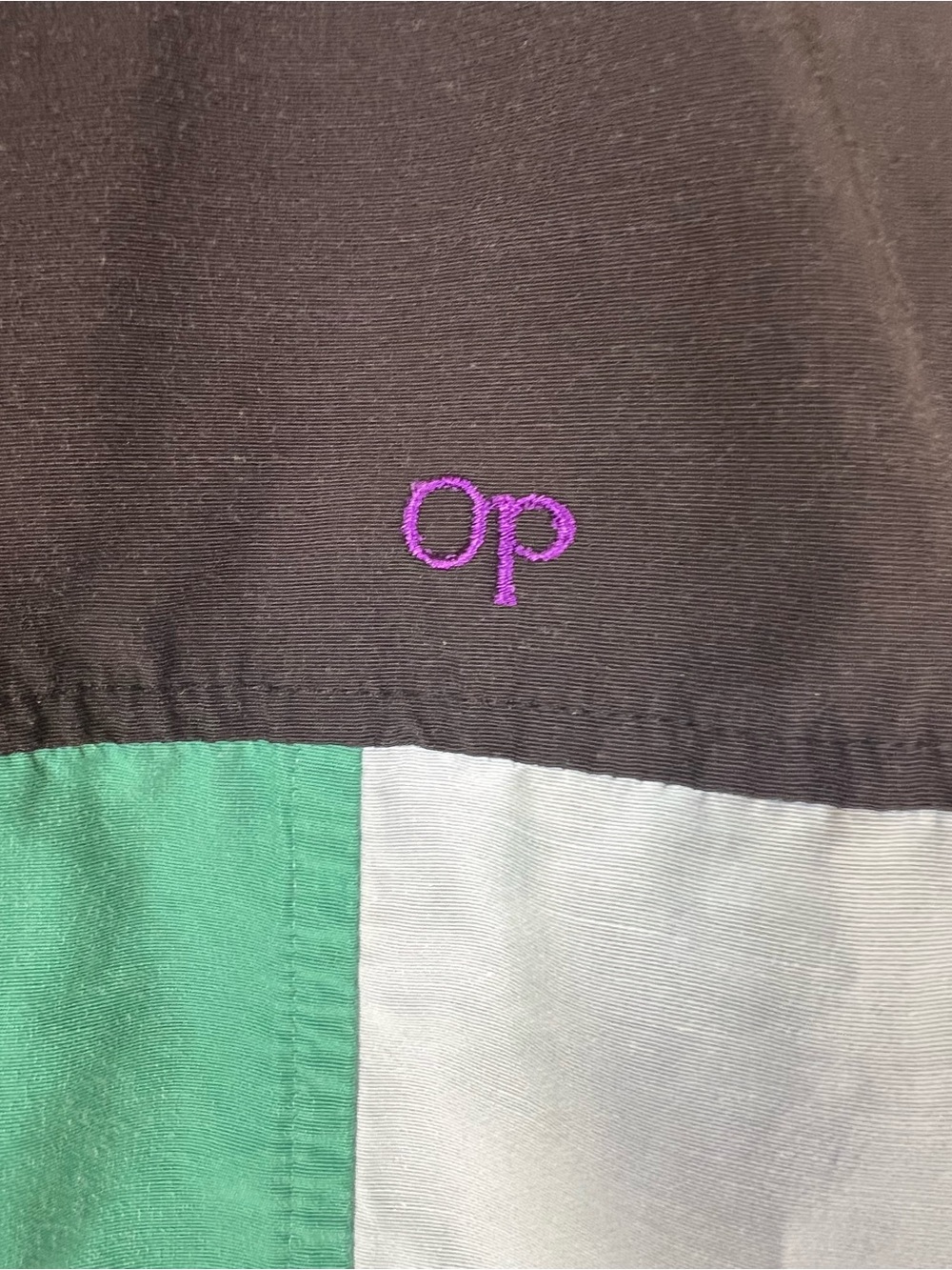 VTG OP Black Hooded Vest with Rainbow Accent Men’s S/M - Picture 4 of 6